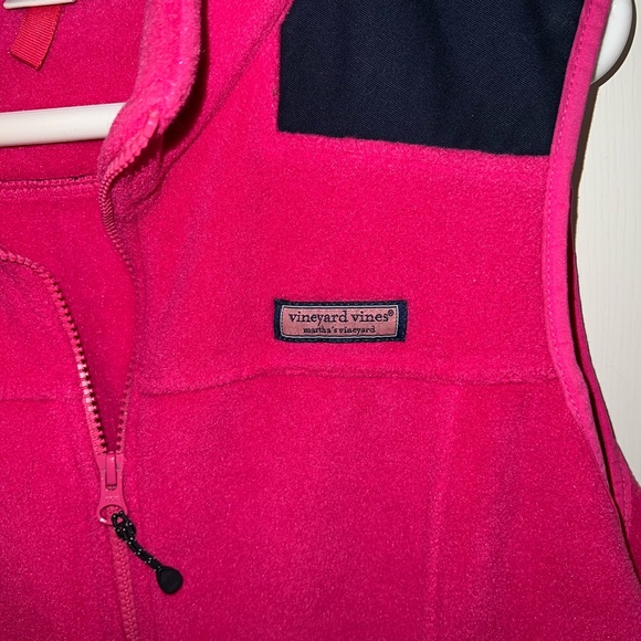 Women’s Vineyard Vines Vest size Large - Picture 2 of 5